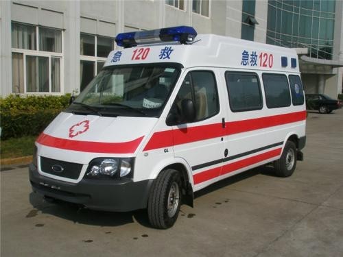 昂仁县救护车转运